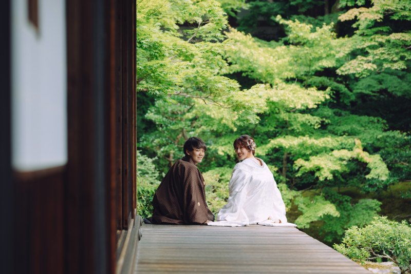 緑が綺麗な庭園で。