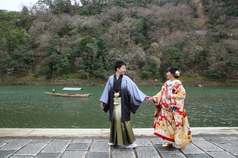 自然な表情で！！