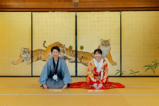 歴史と彩りが織りなすウェディングフォト