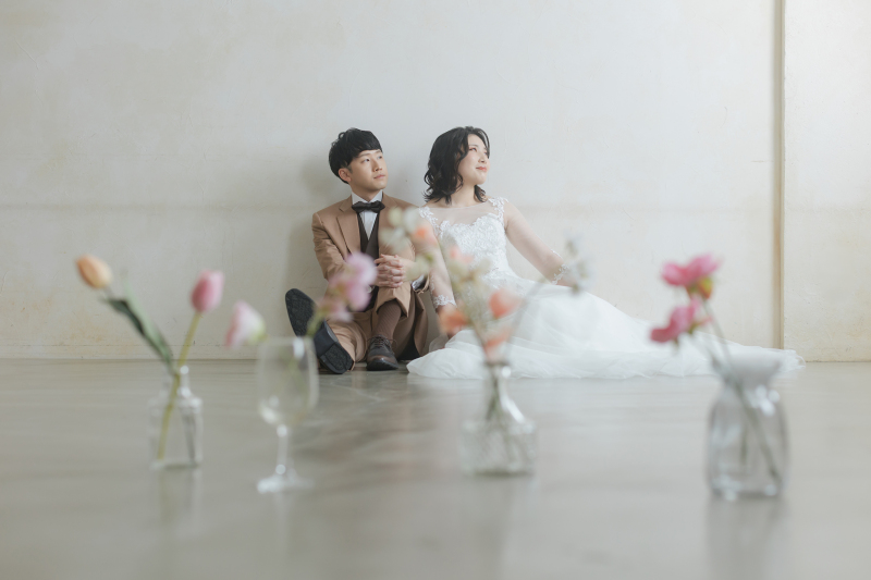 まずは、フロアに美しいお花を飾っての撮影。