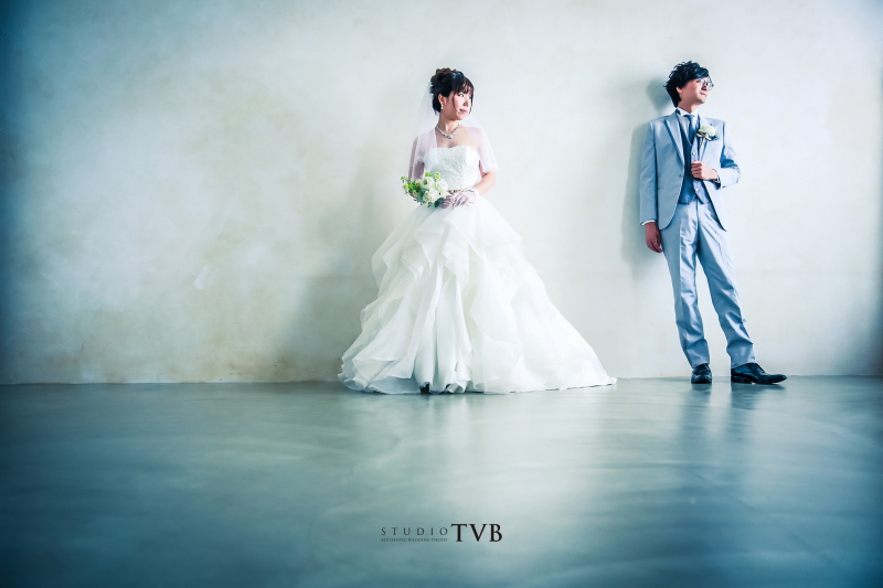 シンプルな白壁でも♪