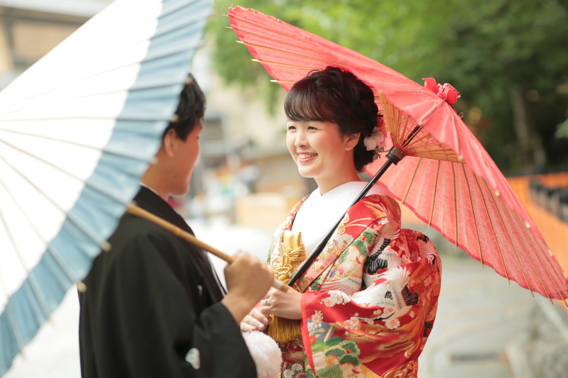 見つめあって…