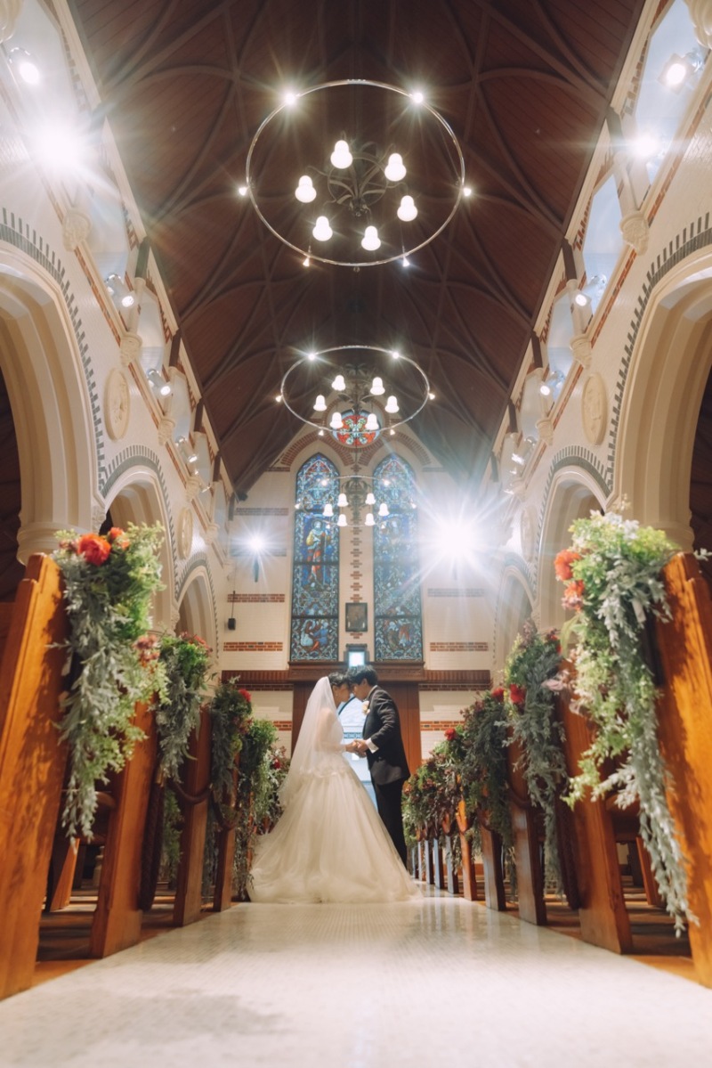 ステンドグラスの輝きもより一層綺麗に