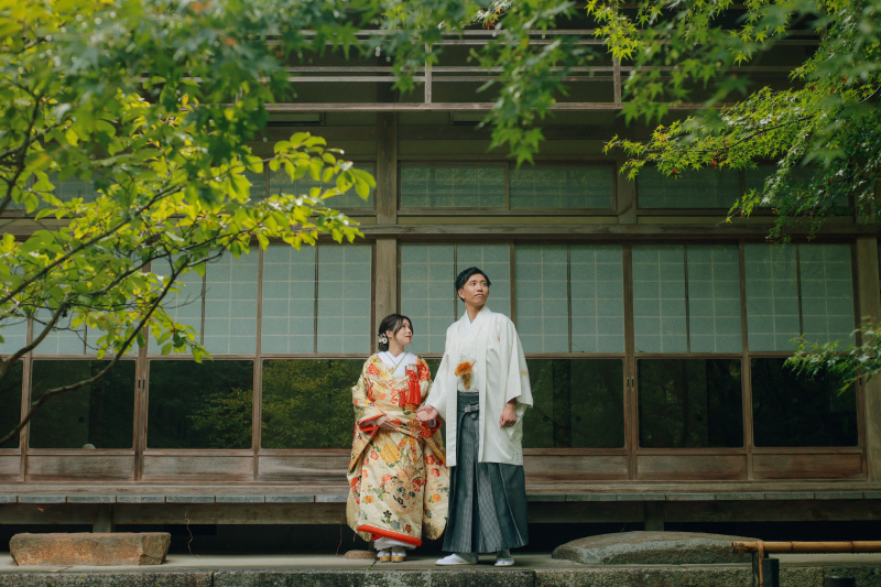 和装の似合うお寺さんで。