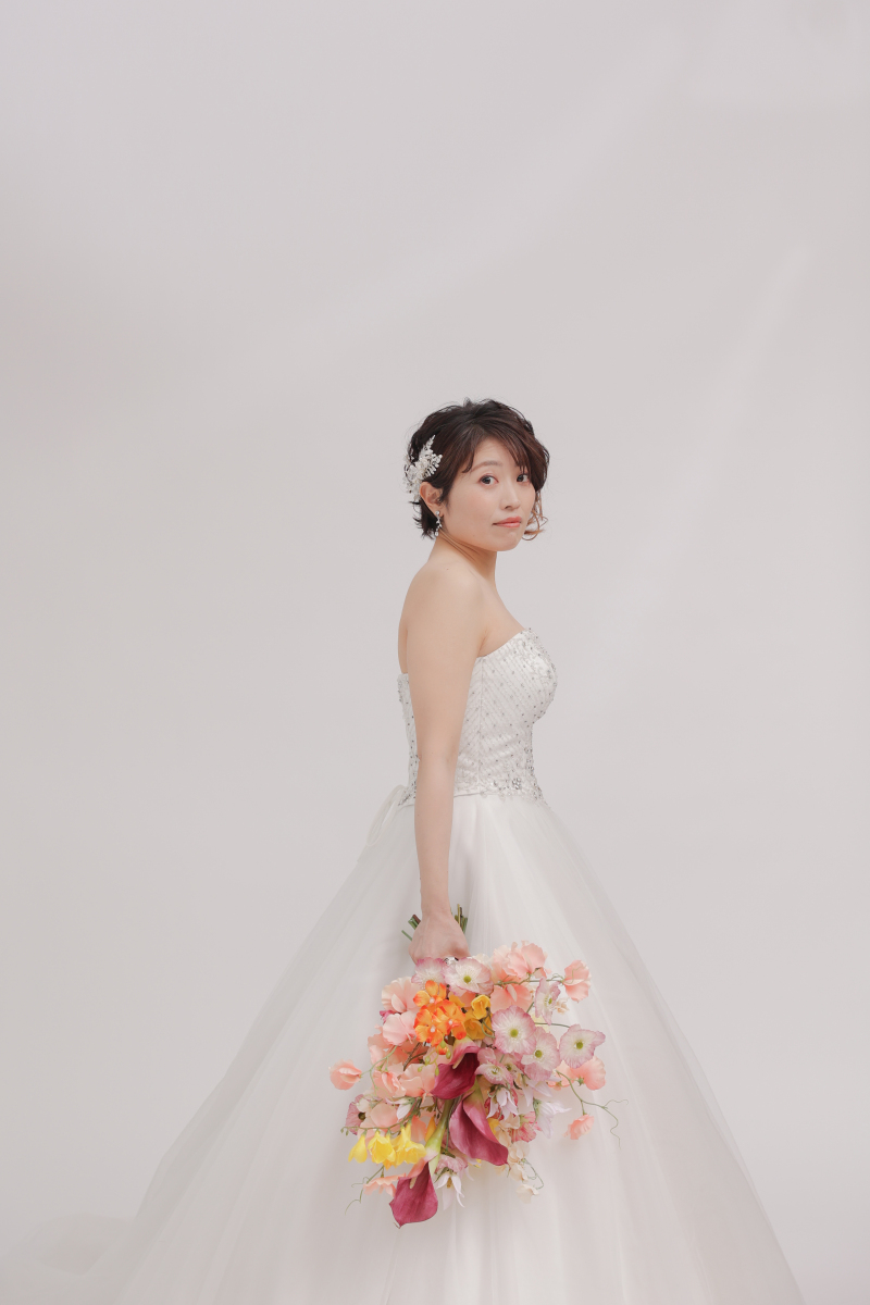 新婦様のソロカットも華やかさが際立ちます