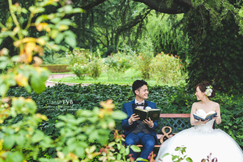 読書をしながら休憩中