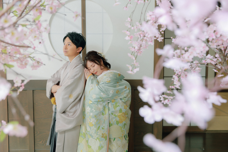 洋装ハウススタジオ × 屋内庭園スタジオ