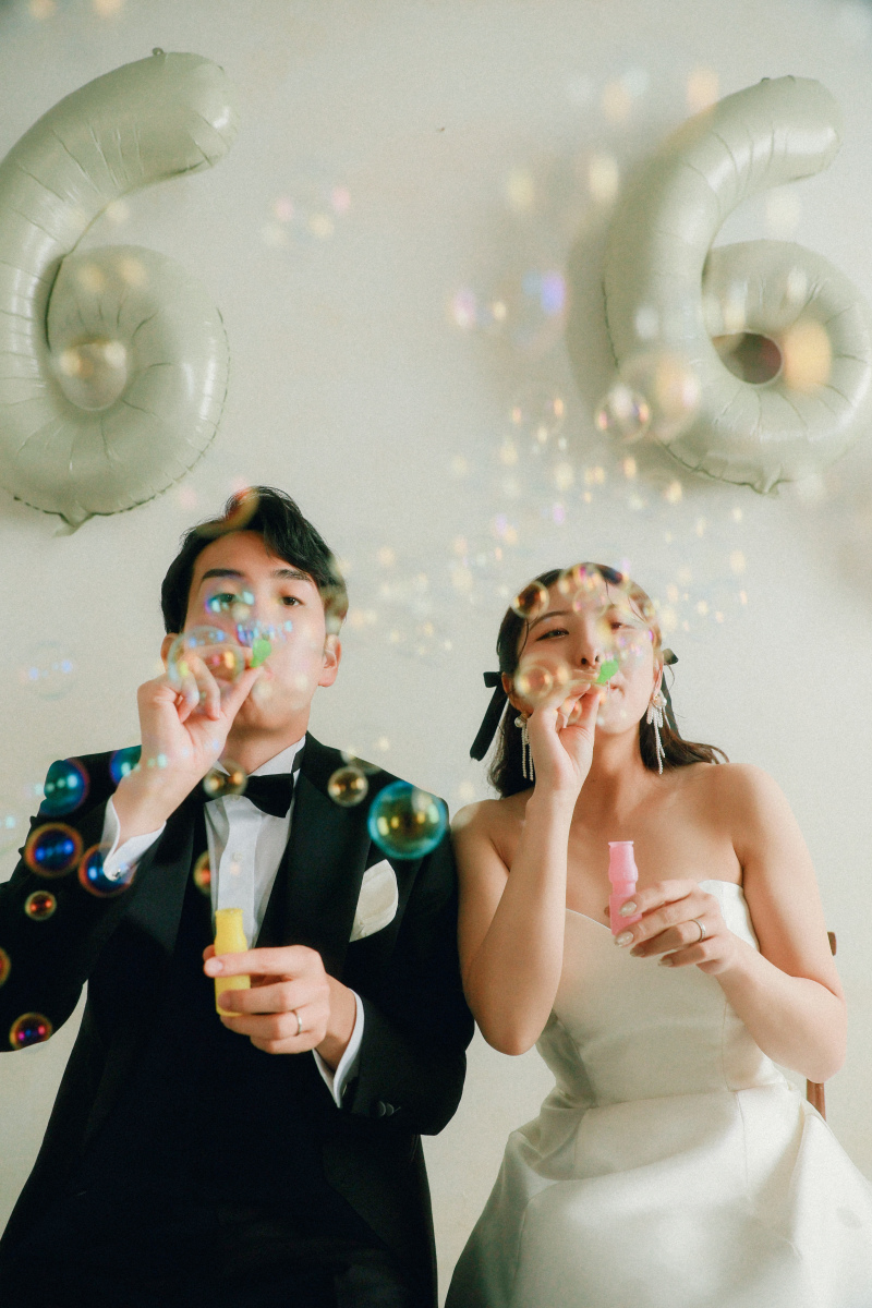 次は洋装に着替えてスタジオ撮影！