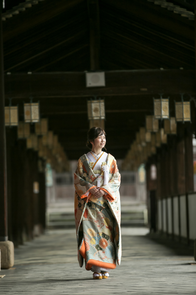 とってもかっこいい回廊です!