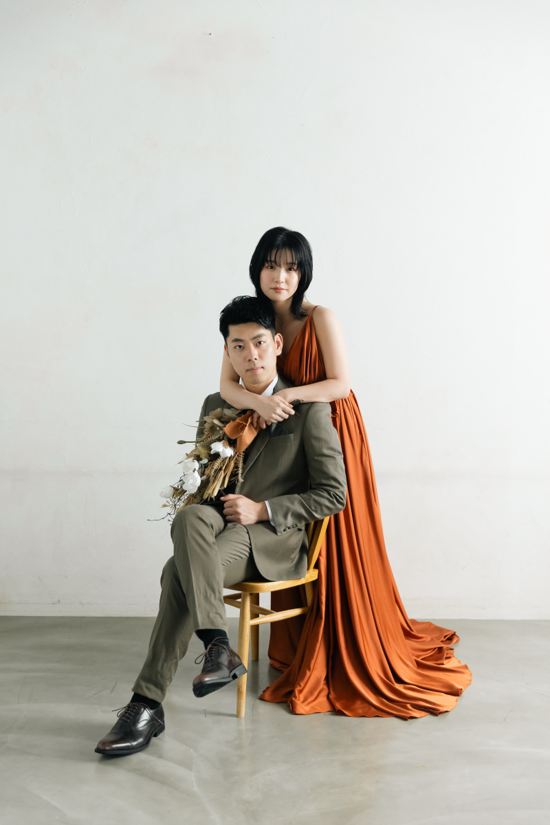 新郎様はブラウンのタキシード