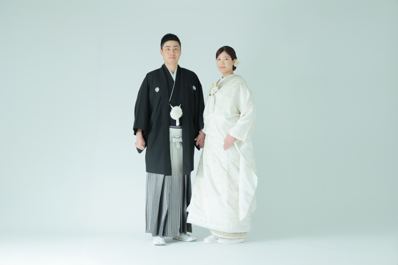 お2人で手を繋いで