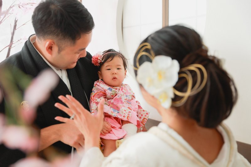 みんなであやしても