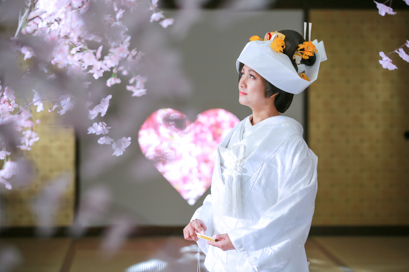 屋内庭園でも桜の演出。