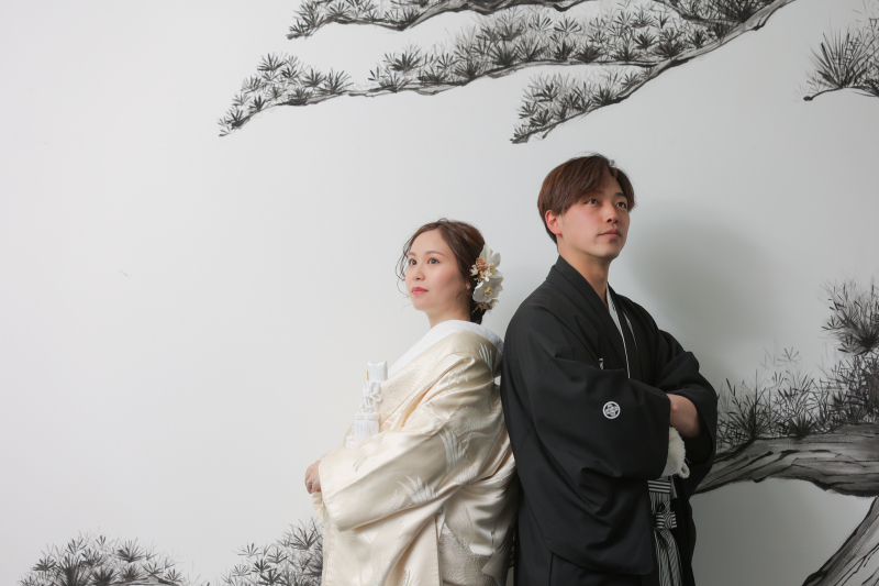 今度は衣装を和装にチェンジし、屋内庭園での撮影!