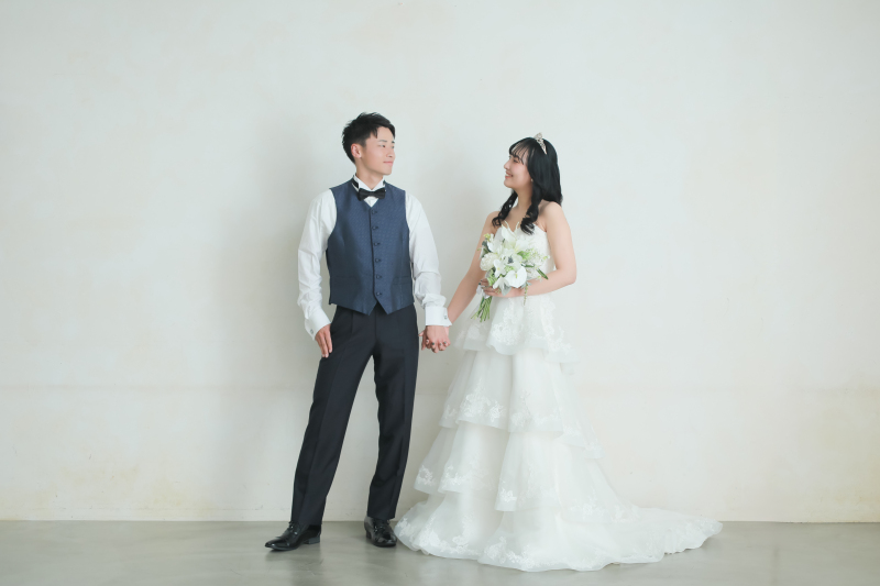 続いてはスタジオで洋装撮影