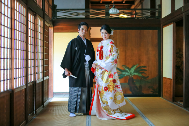 これこそ、日本の結婚写真です。