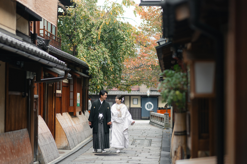 京都・祇園の街中を