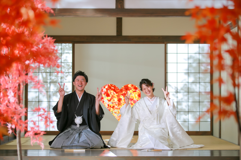 猪目窓と正座！