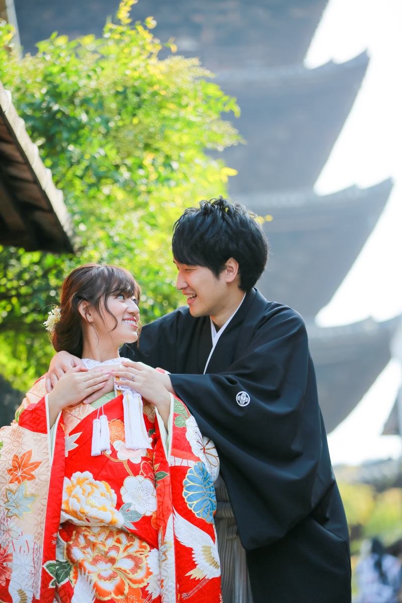 五重塔を背景に…