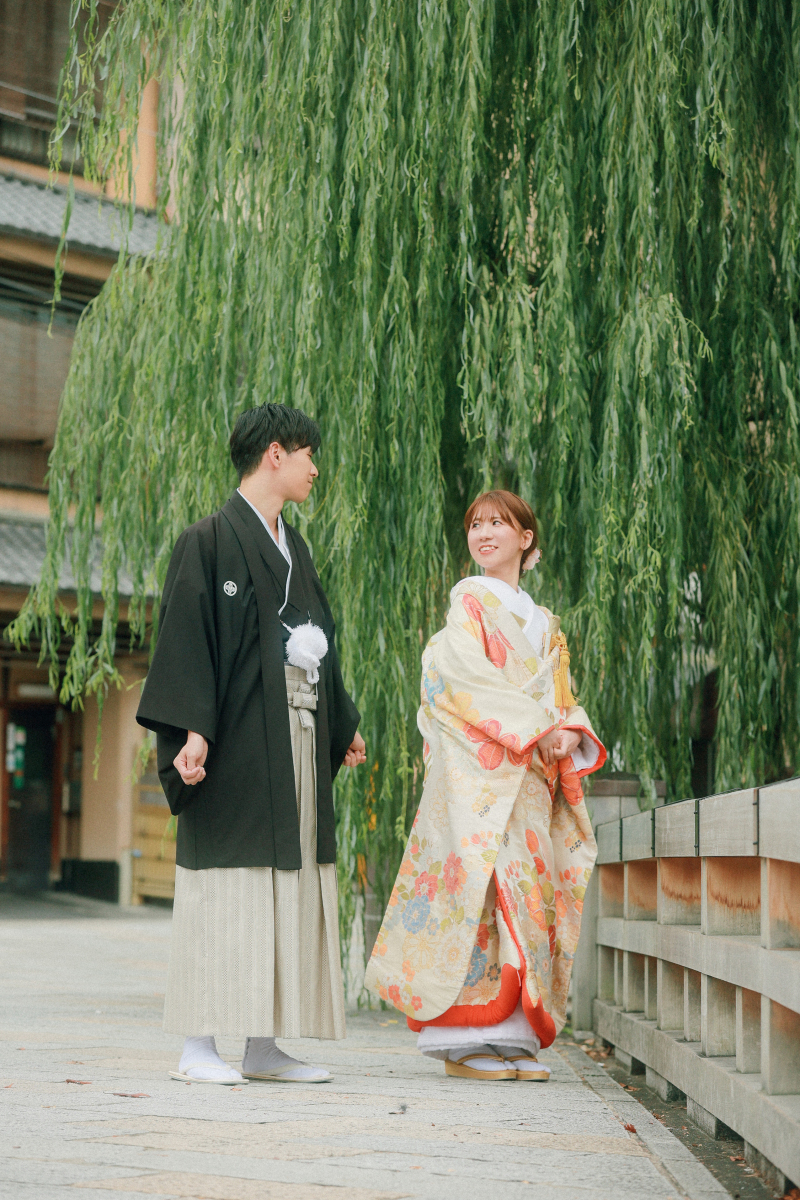 最初に訪れたのは、京都の風情が色濃く残る祇園の街