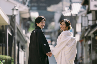 春の日差しがお二人を包む！八坂散策ロケ♪