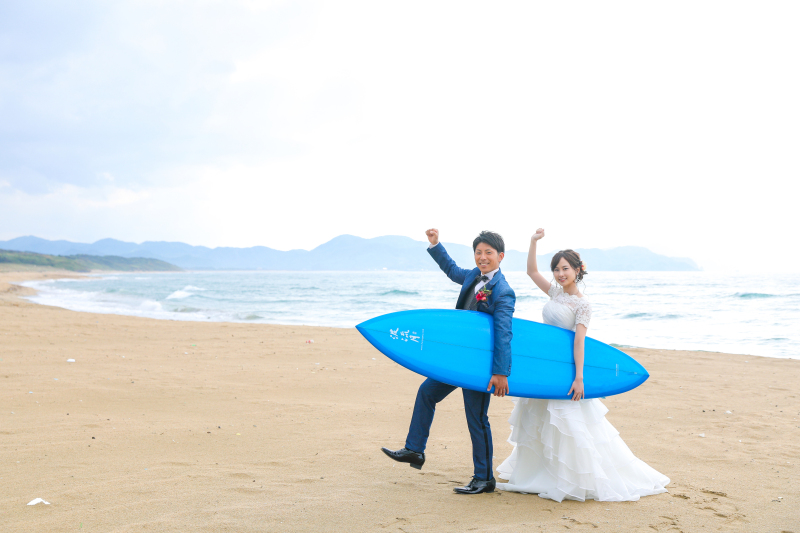 大好きな海とサーフボードと一緒に!