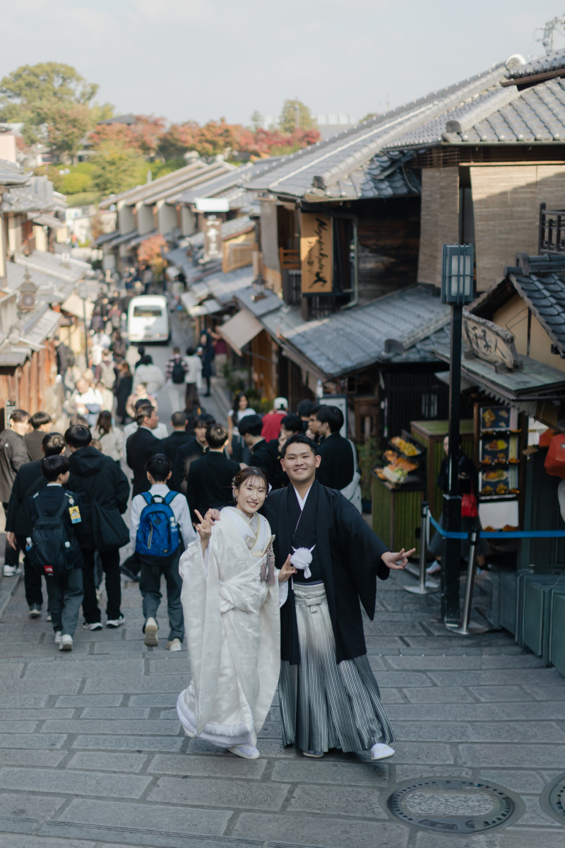 坂の上でピース