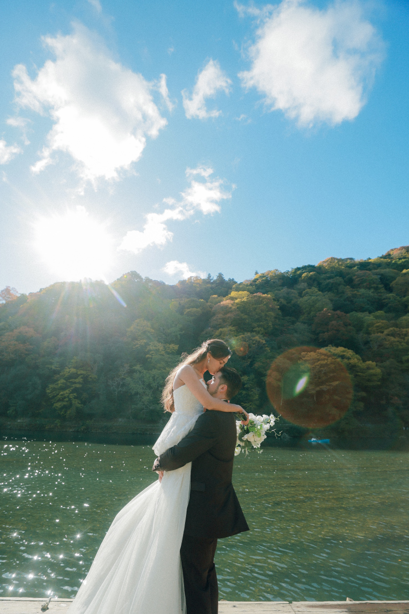 お二人は洋装にお着替えをし、嵐山へと向かいました