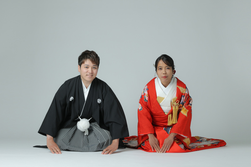 和装らしい正座も