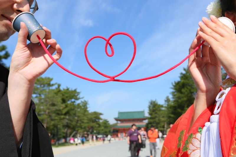 ハートの糸電話