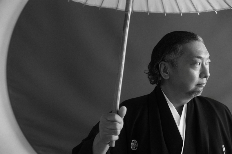 新郎様はモノクロできりりとかっこよく