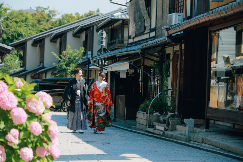 手を繋いで、てくてく・・・