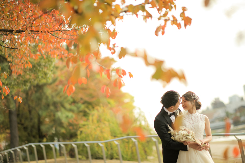 日の暮れ始めた遊歩道。