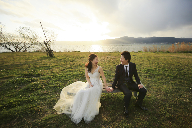 重ねた手の中に。