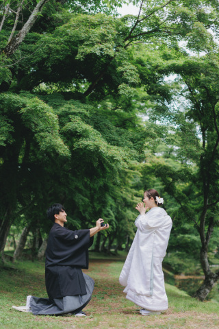 新緑の中落ち着いた雰囲気で和装撮影