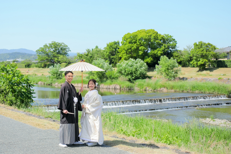 キラキラと光る鴨川と一緒に