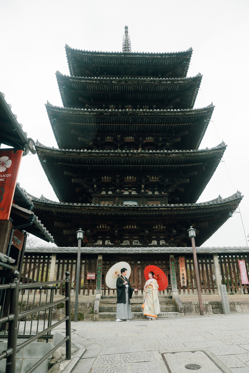 八坂の塔の前で一枚!