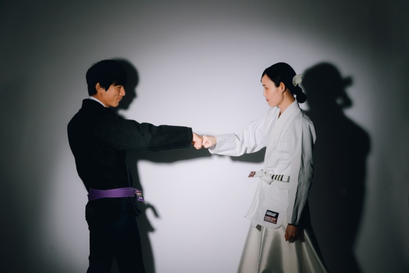 拳と拳の、、、