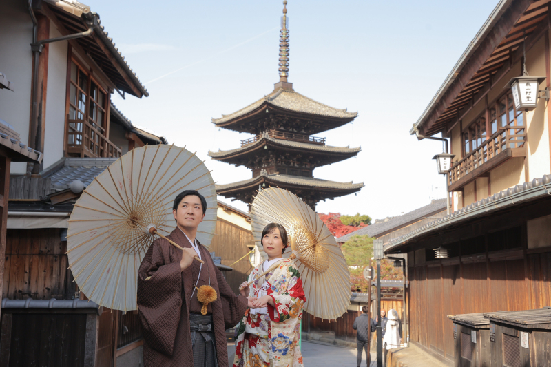 近くには八坂の塔が！