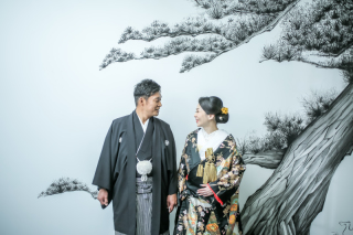 人気の屋内庭園スタジオで２着撮影