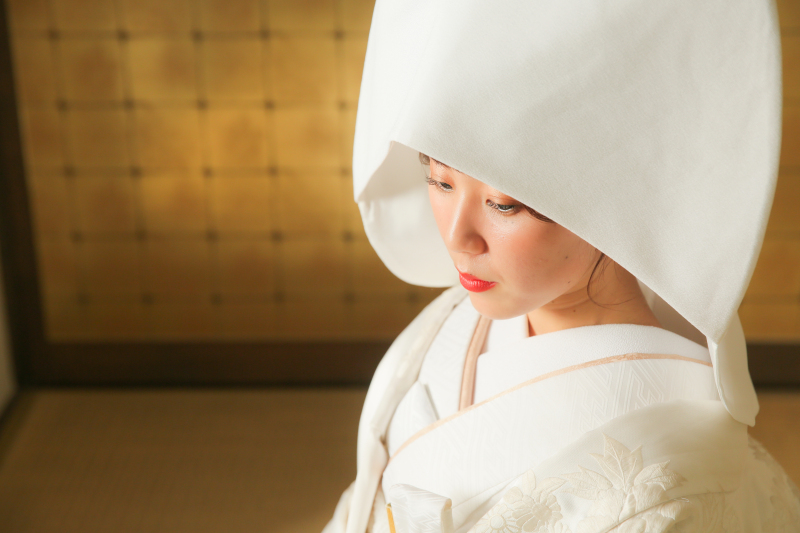 白無垢と言えば綿帽子