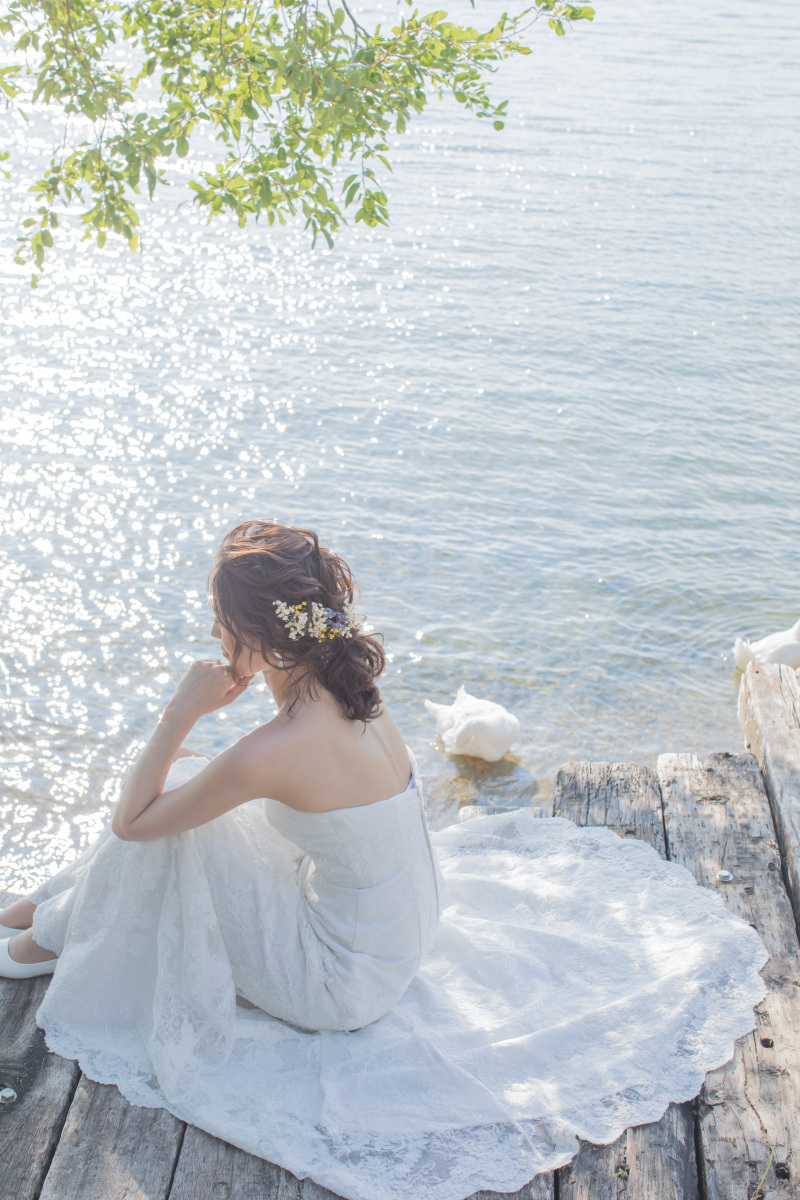 ルーズなローポニーテール