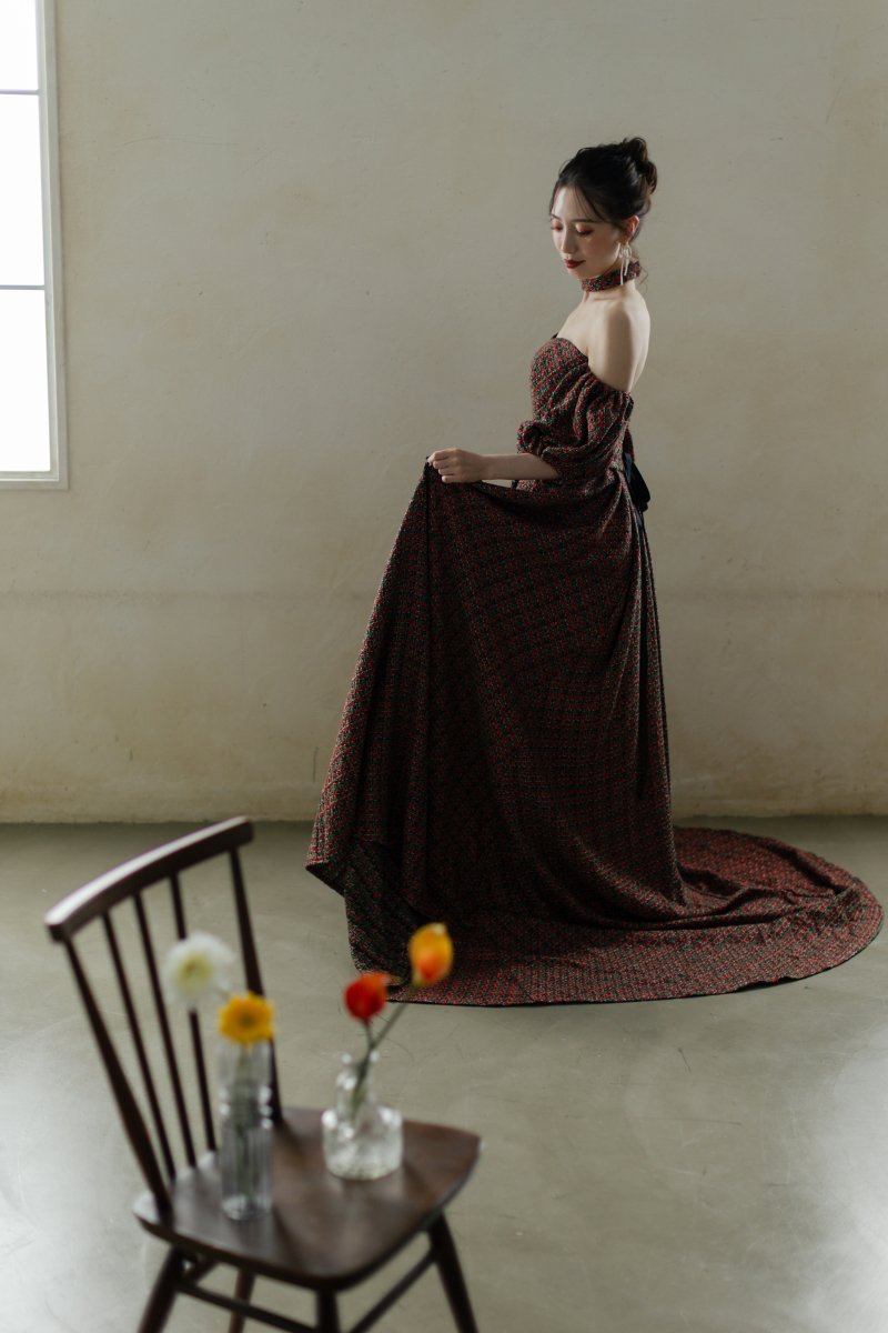 クラシカルなツイードを現代的に