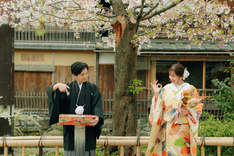 お二人で顔を合わせ