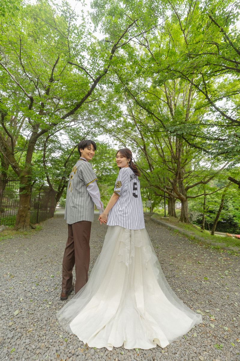 野球チームのユニフォームでカジュアルに