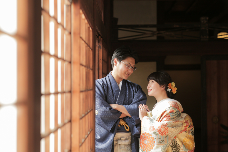 寄り添いあって