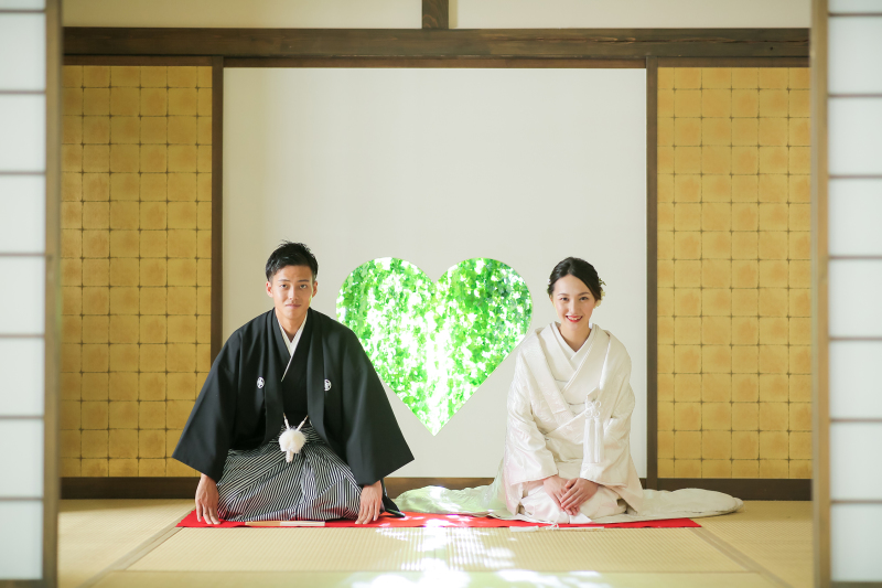 屋内庭園の【猪目窓】は今、大人気です!