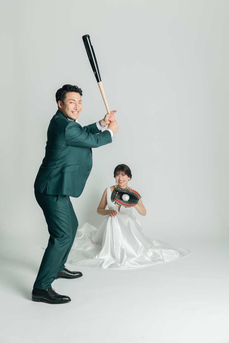 洋装スタジオPLUSで2人にしか撮れないお写真を撮りませんか?