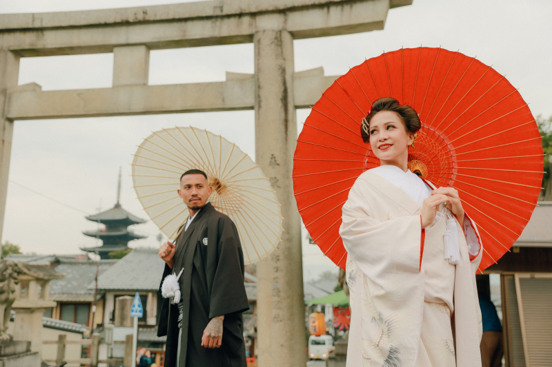 和装でカッコよく!八坂の塔ロケーション