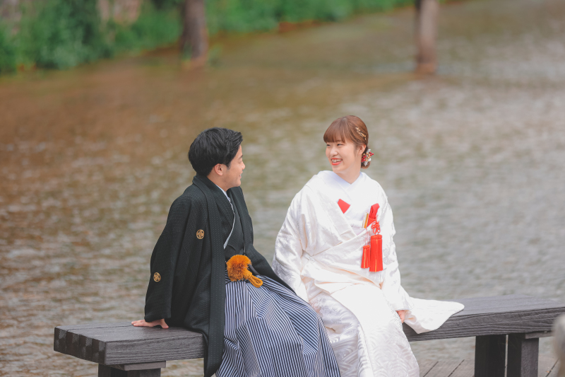 ベンチに座って・・・